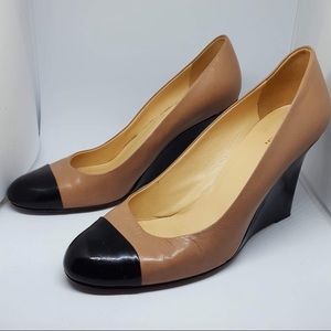Kate Spade leather two toned cap toe wedge size 9B